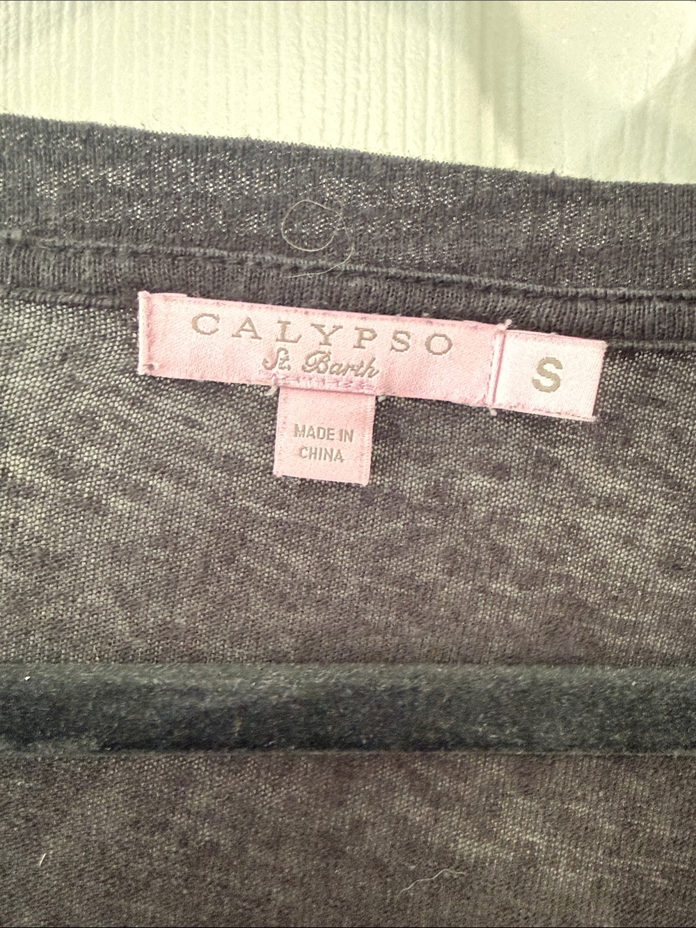 GUC CALYPSO BLACK SEMI SHEER T SHIRT SIZE SMALL - Picture 3 of 3